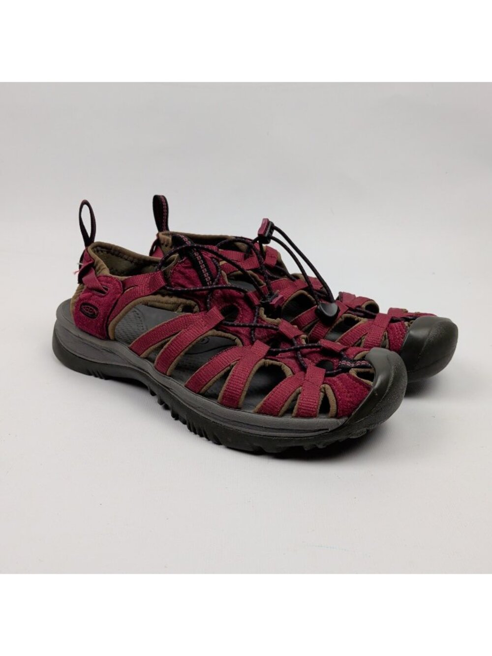 Keen Whisper Outdoor Hiking Sandals Water Shoes Women’s Size 9.5 Burgundy Red